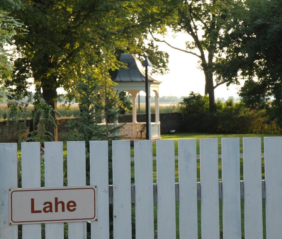 Lahe Guesthouse Haapsalu Eksteriør billede